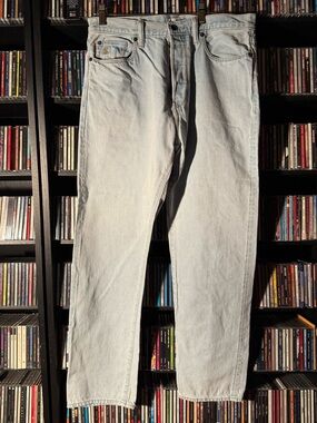 Todd Snyder Classic fit selvedge denim in 100% cotton light wash